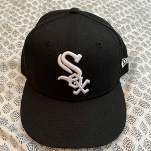 White Sox Fitted Cap - SIZE 7 1/8